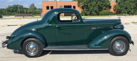 1937 Packard 120