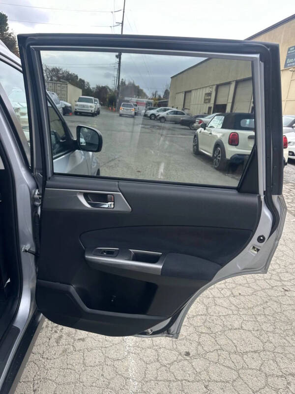 2013 Subaru Forester 2.5X Limited