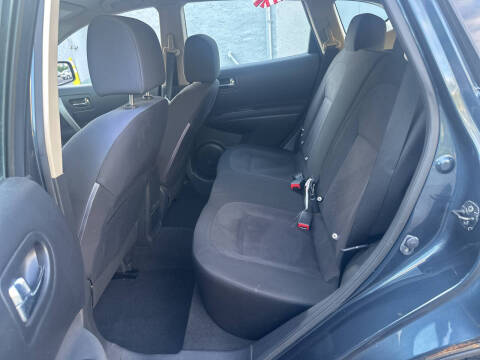 2015 Nissan Rogue Select S