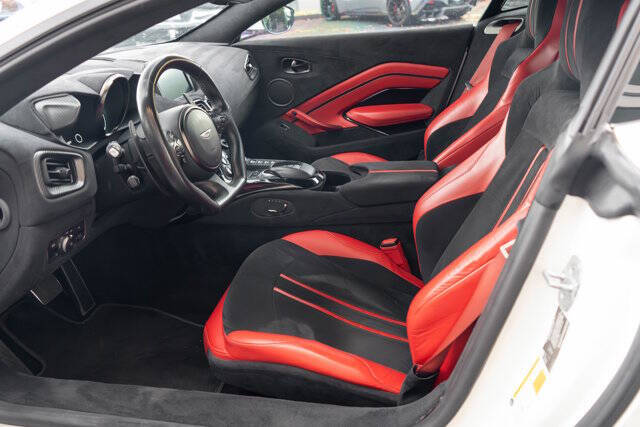 2020 Aston Martin Vantage 13