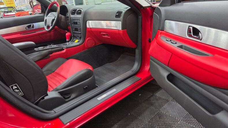 2002 Ford Thunderbird Deluxe