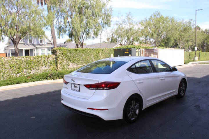 2018 Hyundai Elantra