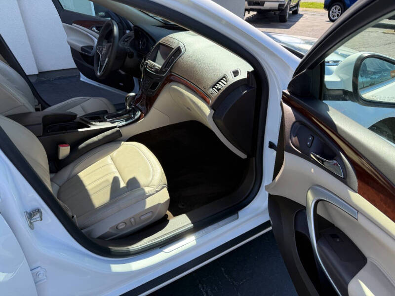 2017 Buick Regal Premium II