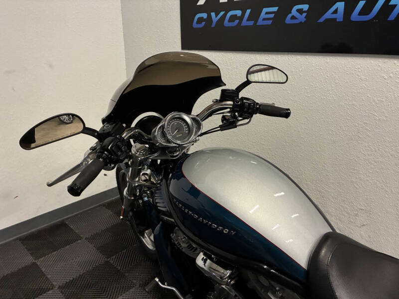 2004 Harley-Davidson V-Rod