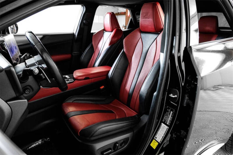 2022 Lexus NX 450h+ F SPORT Handling