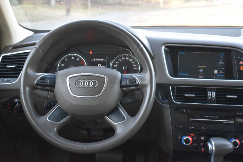 2015 Audi Q5 2.0T quattro Premium Plus