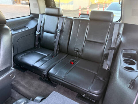 2011 Cadillac Escalade Premium