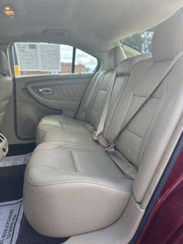 2013 Ford Taurus SEL