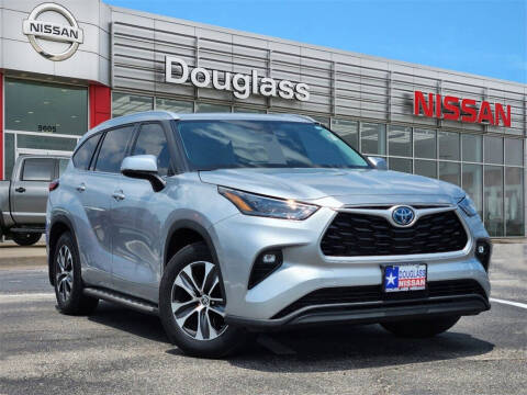 2022 Toyota Highlander Hybrid for sale at Douglass Automotive Group - Douglas Nissan in Waco TX