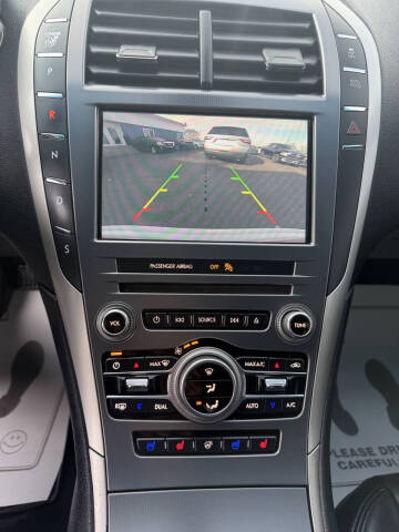 2017 Lincoln MKZ Reserve