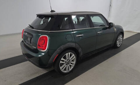 2017 MINI Hardtop 4 Door Cooper