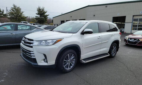 2017 Toyota Highlander for sale at AUTOS DIRECT OF FREDERICKSBURG in Fredericksburg VA