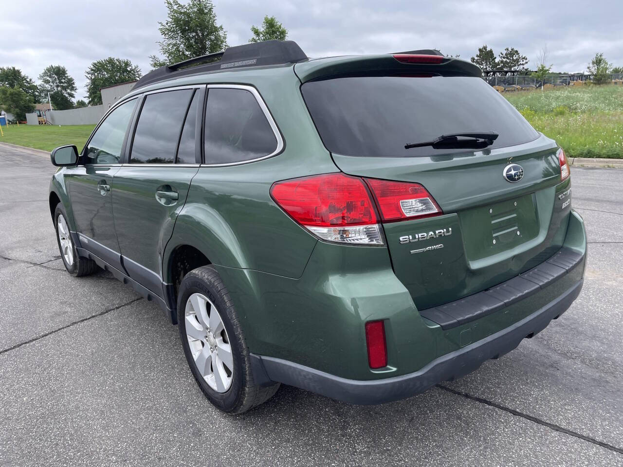 2012 Subaru Outback for sale at Twin Cities Auctions in Elk River, MN