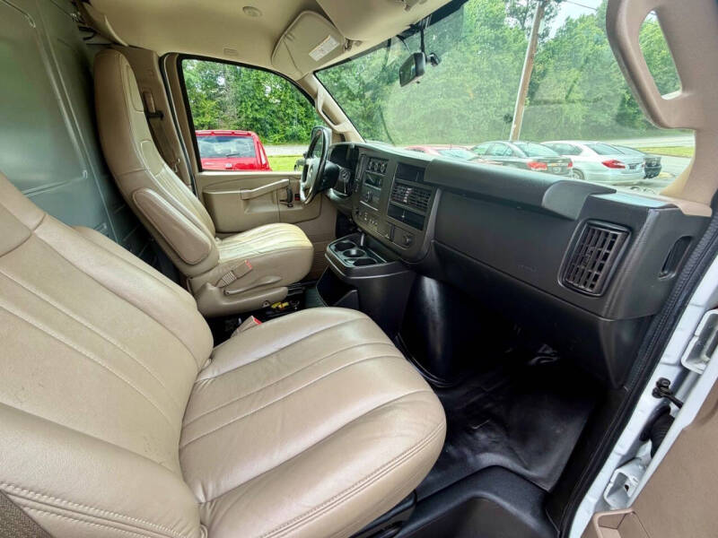 2019 Chevrolet Express 2500