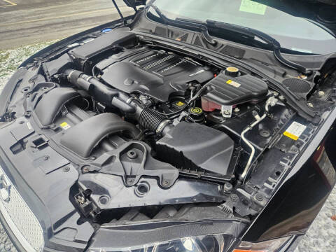 2015 Jaguar XF 3.0 Sport