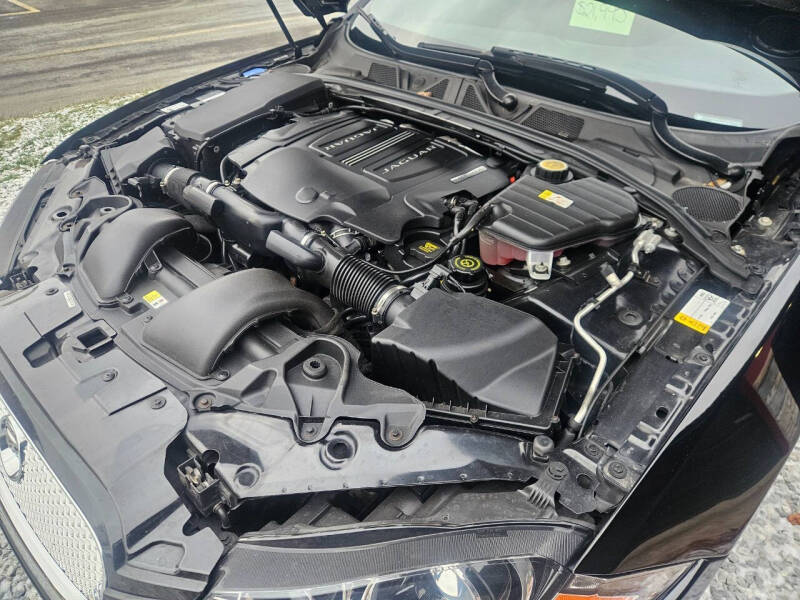 2015 Jaguar XF 3.0 Sport