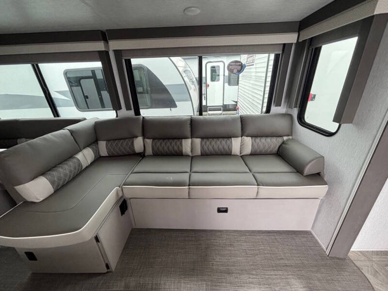 2024 Forest River SALEM 29VBUDX