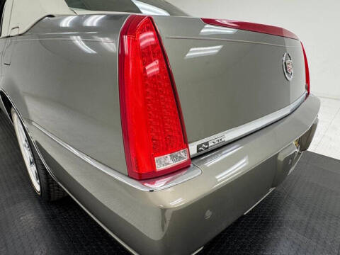 2010 Cadillac DTS Luxury Collection