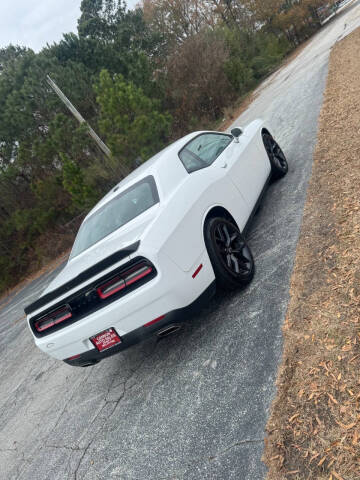 2020 Dodge Challenger SXT