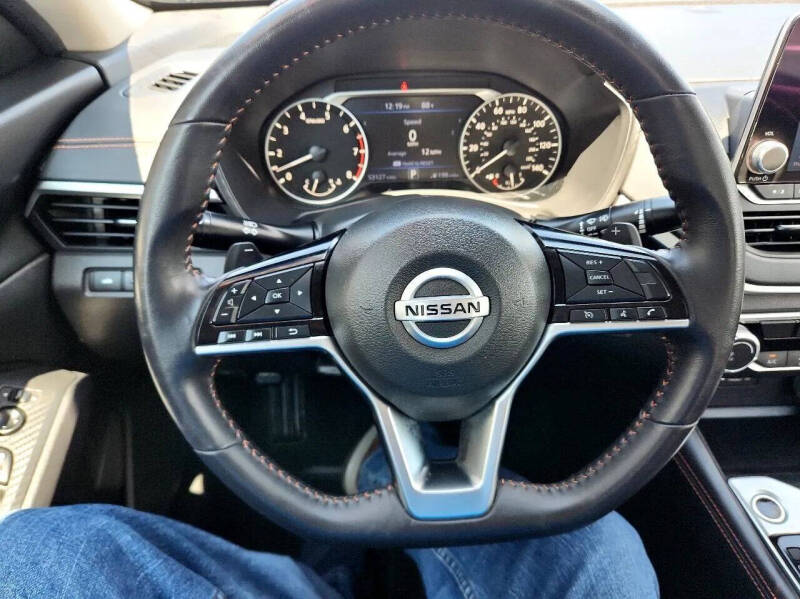 2020 Nissan Altima 2.5 SR