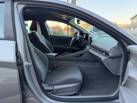 2022 Hyundai Elantra Hybrid Blue