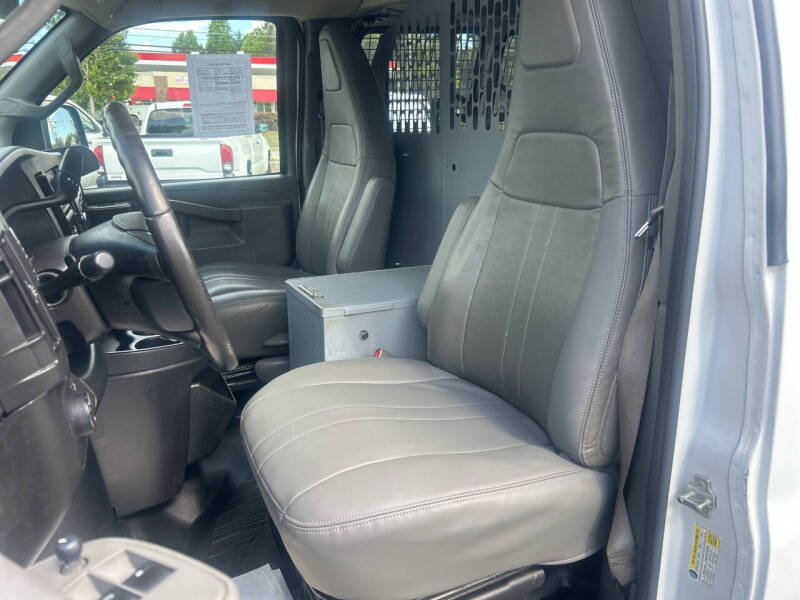 2017 Chevrolet Express 2500