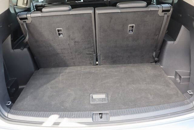 2025 Volkswagen Atlas SE