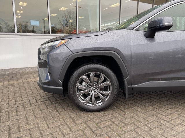 2024 Toyota RAV4 Hybrid XLE Premium