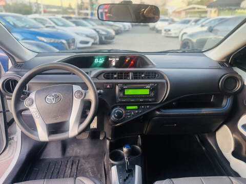 2013 Toyota Prius c Four