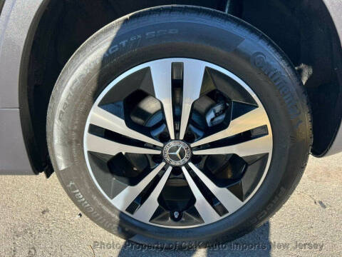 2025 Mercedes-Benz GLB GLB 250 4MATIC