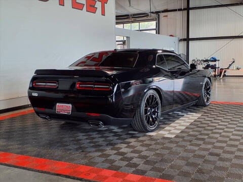 2017 Dodge Challenger SXT