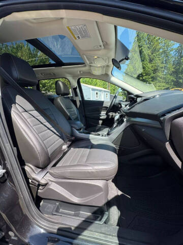 2015 Ford Escape SE
