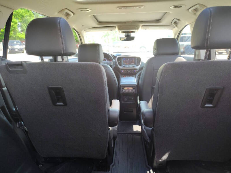 2020 GMC Acadia Denali