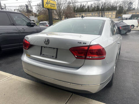 2015 Volkswagen Passat 1.8T SE