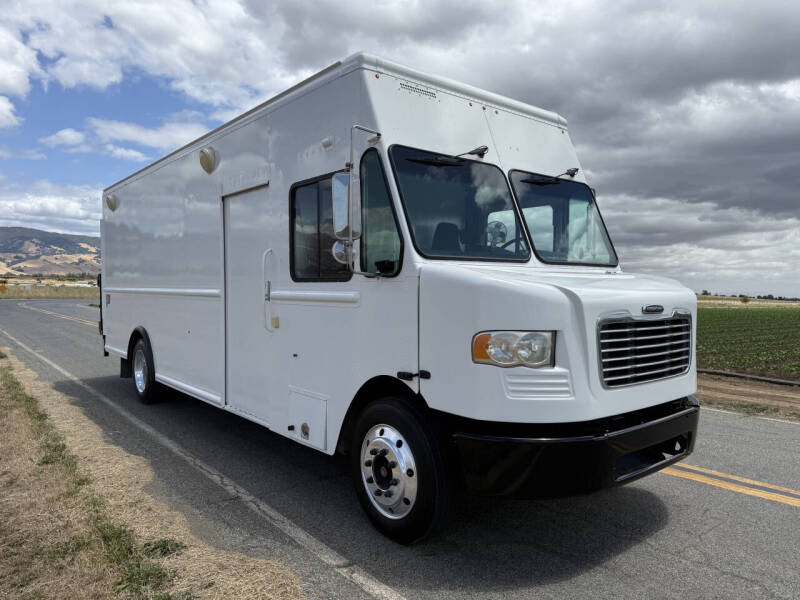 2014 Freightliner MT55 Chassis