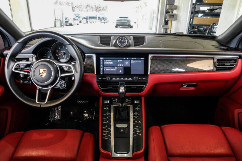 2021 Porsche Macan GTS