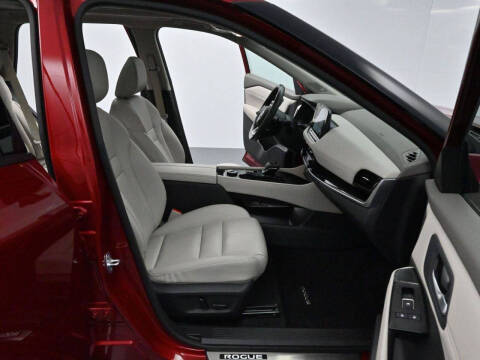 2022 Nissan Rogue SL