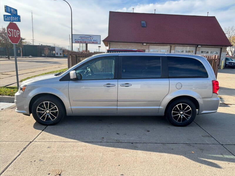 2016 Dodge Grand Caravan SE Plus photo 6