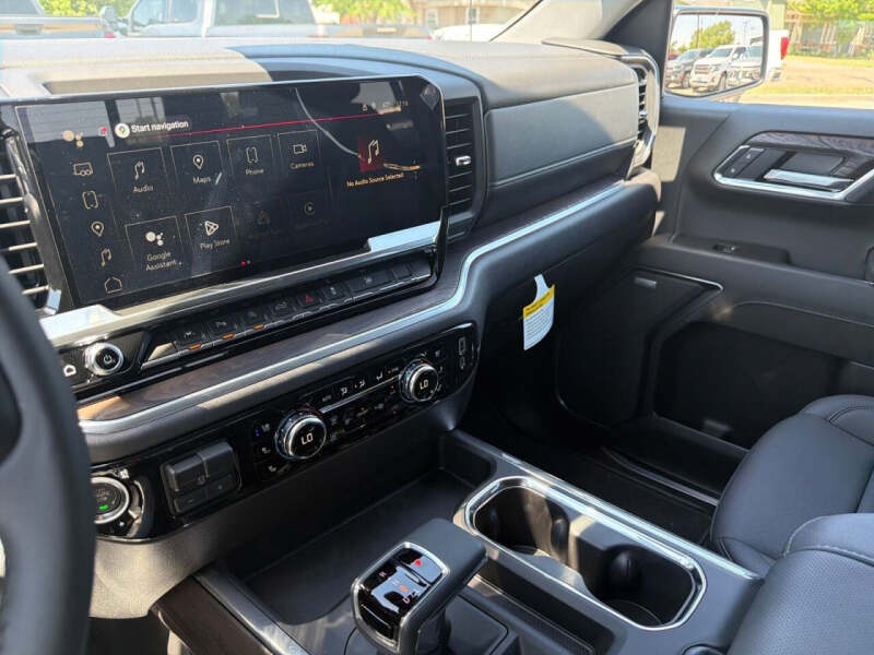 2026 GMC Sierra 1500 SLT - Photo 29