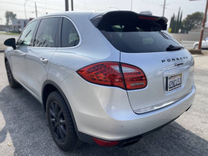 2011 Porsche Cayenne Tiptronic