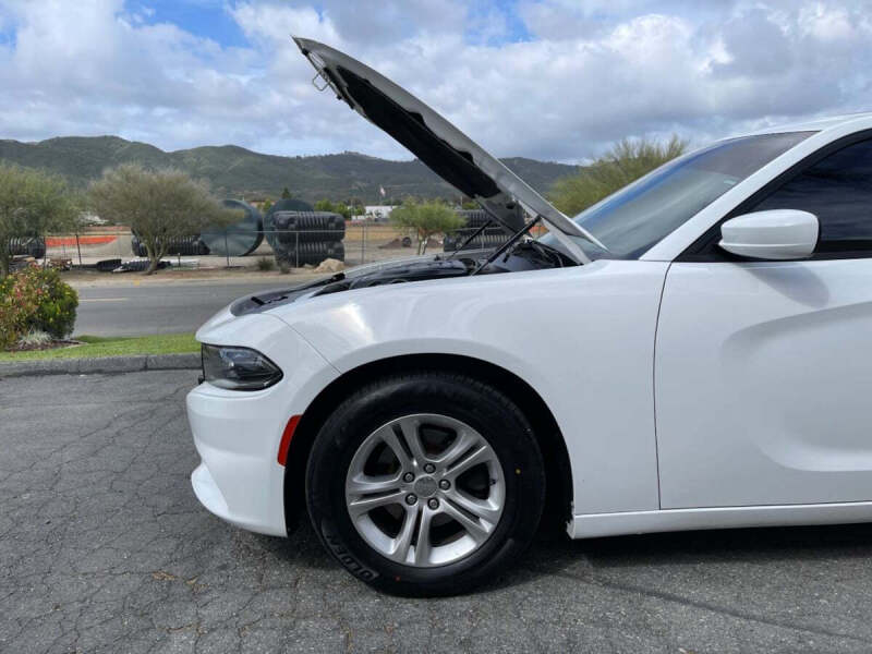 2019 Dodge Charger SXT