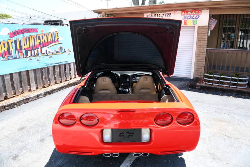 2004 Chevrolet Corvette