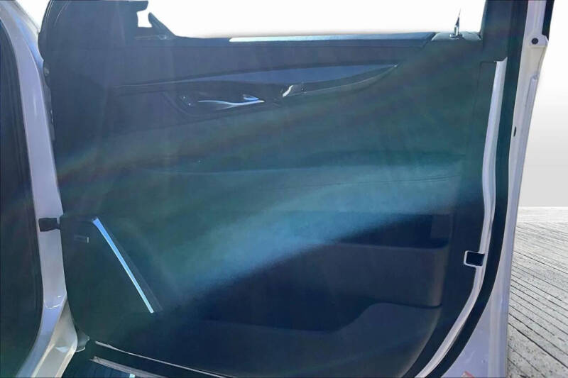 2016 Cadillac Escalade Platinum