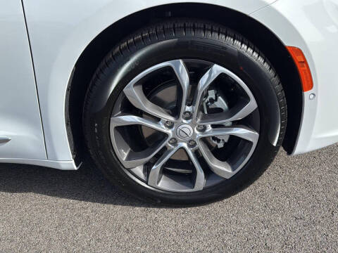 2026 Chrysler Pacifica Pinnacle