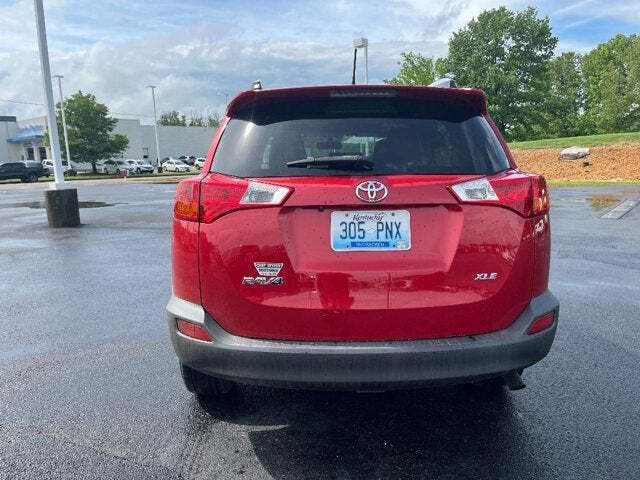 2013 Toyota RAV4 12