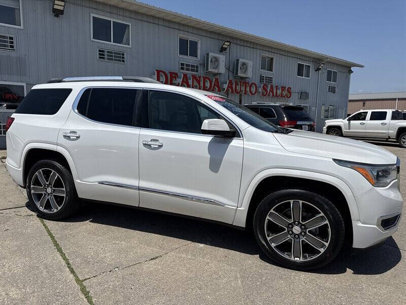2017 GMC Acadia Denali