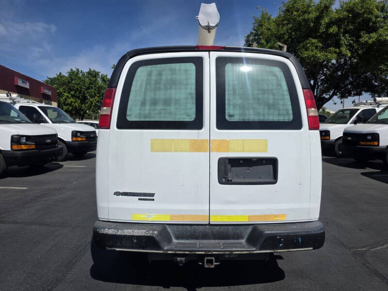 2013 Chevrolet Express Cargo Work Van - Photo 5