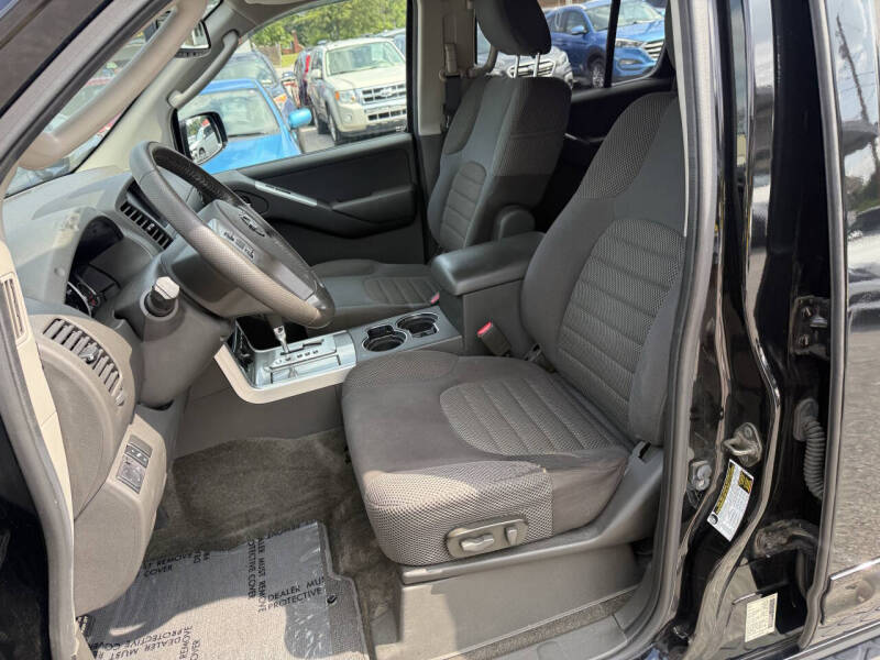 2012 Nissan Pathfinder S