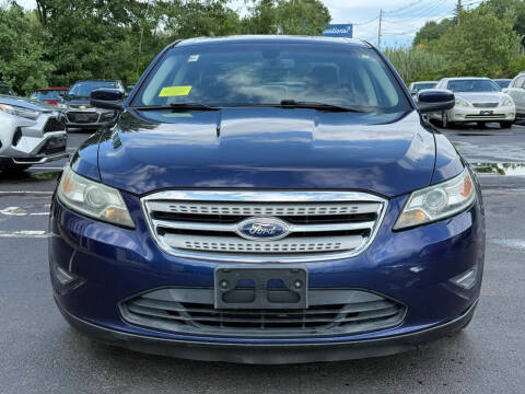 2011 Ford Taurus SEL