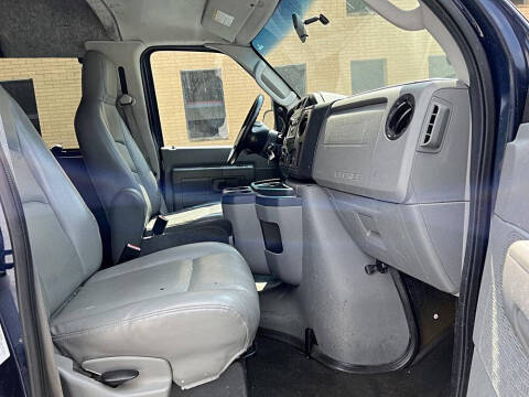 2009 Ford E-Series E-350 SD